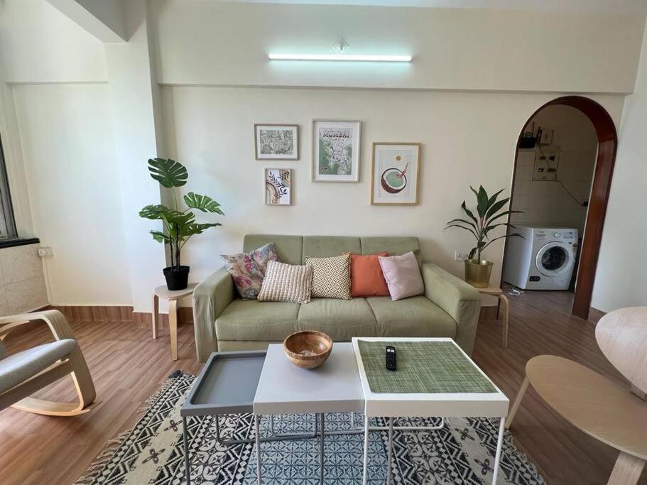 Mon Desire 5, Perry Cross Rd, Bandra West By Connekt Homes Mumbai Exterior photo