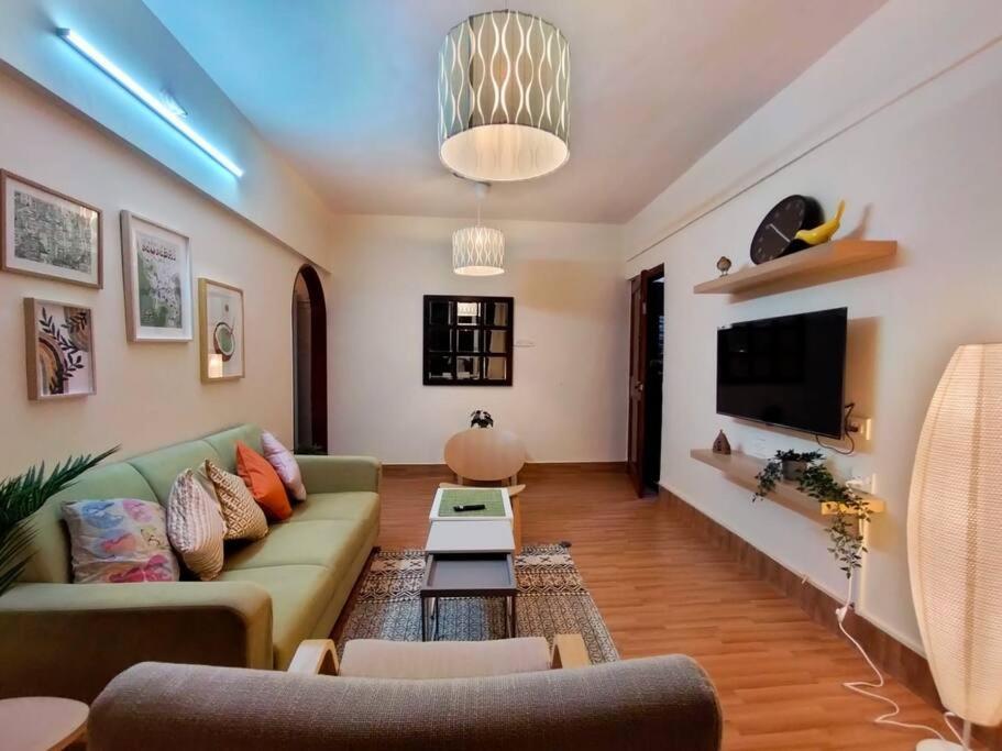 Mon Desire 5, Perry Cross Rd, Bandra West By Connekt Homes Mumbai Exterior photo