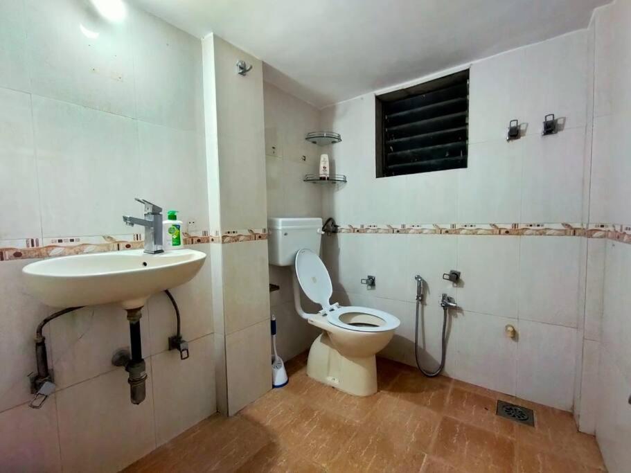 Mon Desire 5, Perry Cross Rd, Bandra West By Connekt Homes Mumbai Exterior photo